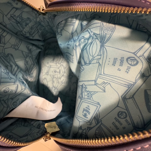 Loungefly backpack - Picture 4 of 4